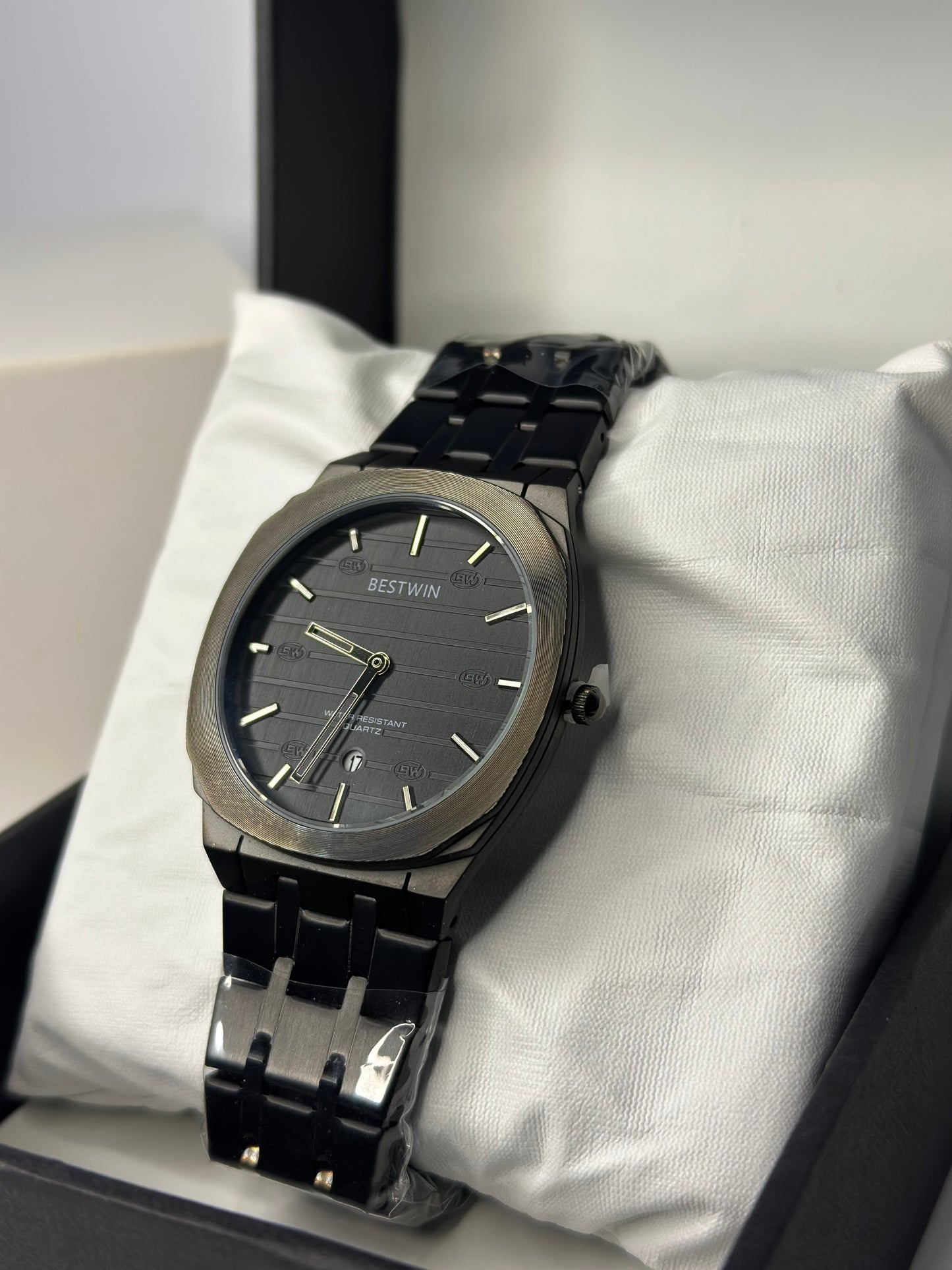 BW AURA BLACK WATCH