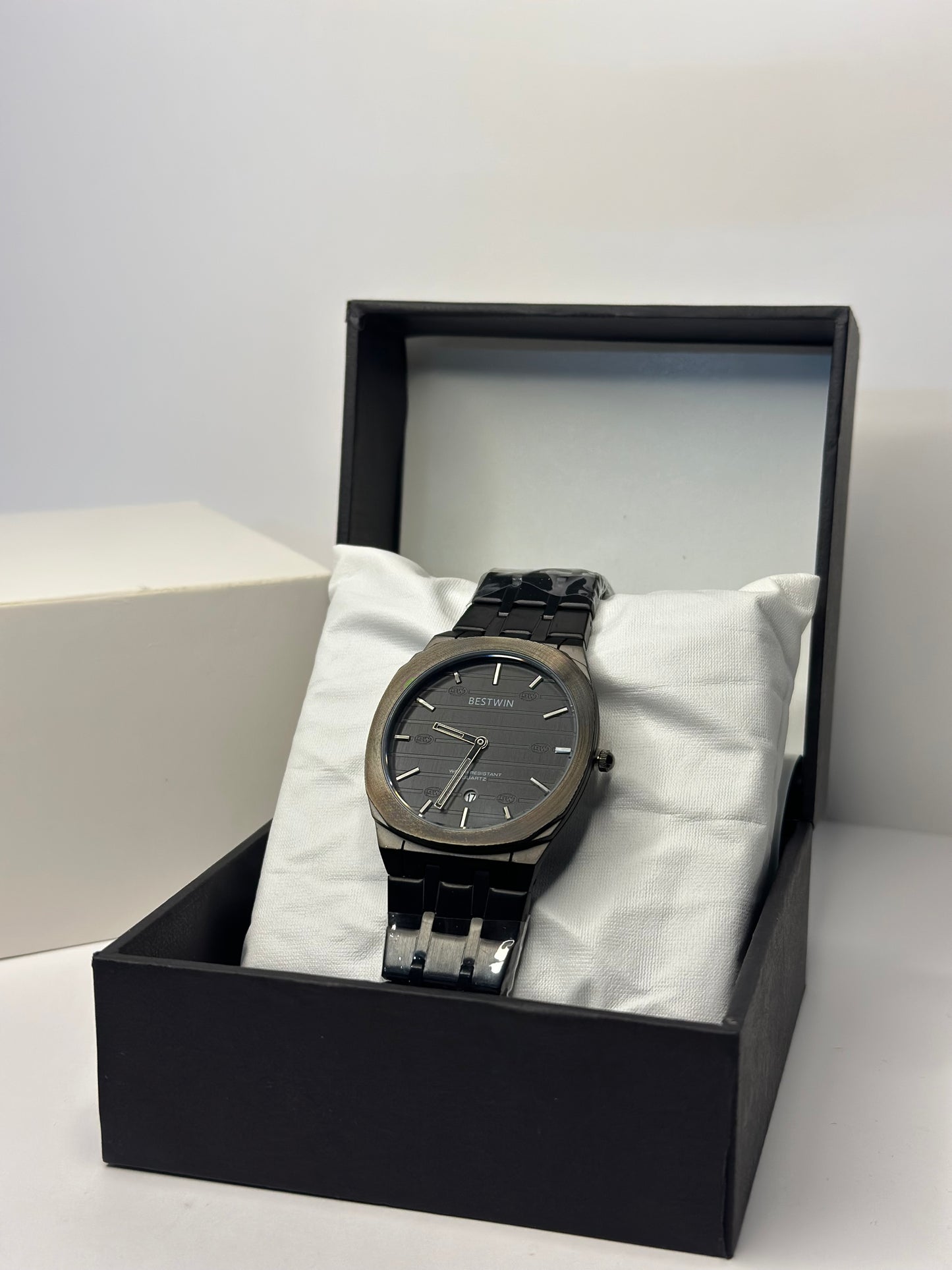 BW AURA BLACK WATCH