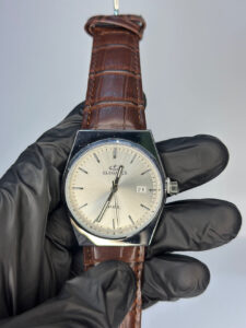 BROWN LEATHER STRAP ELEGANCE WATCH