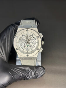 ELEGANCE SKELETON DIAL QUARTS DATE WATCH