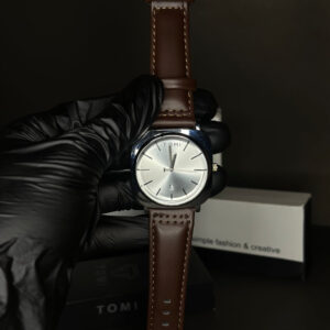TOMI BROWN LEATHER STRAP WATCH